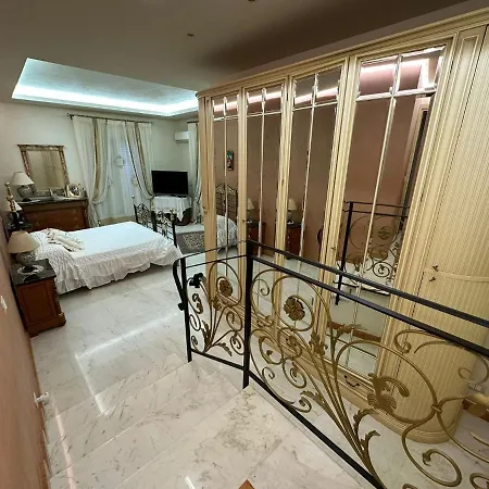 Marchese Bed & Breakfast *