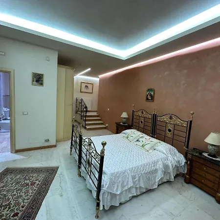 Marchese Bed & Breakfast *