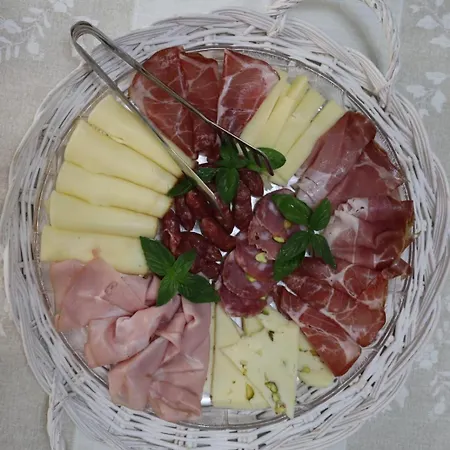 Marchese Bed & Breakfast